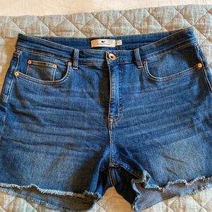 NWOT Vineyard Vines High Rise Relaxed Fit Denim, Size 31